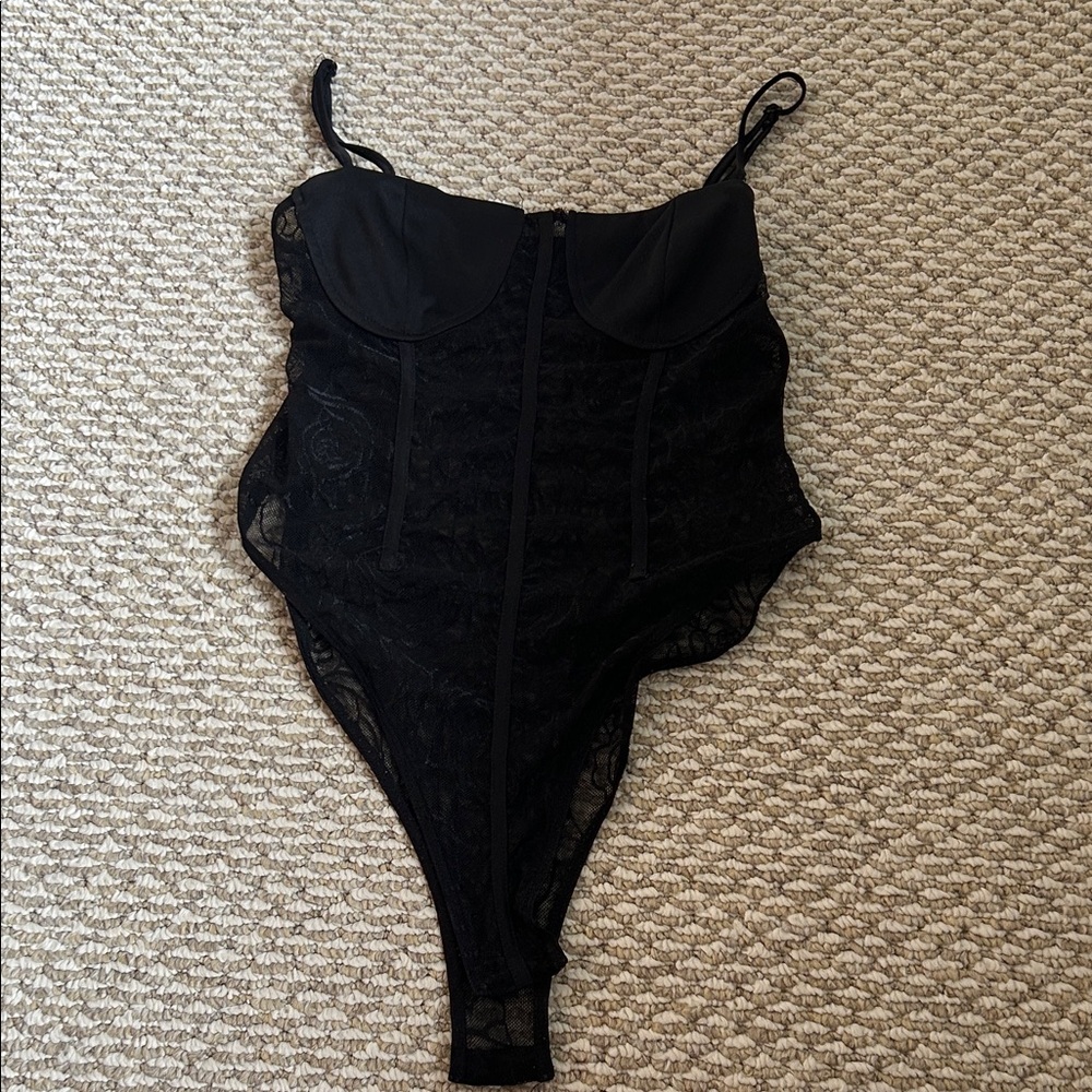 SHEIN Black Lace Underwire Bodysuit with Adjustable Straps